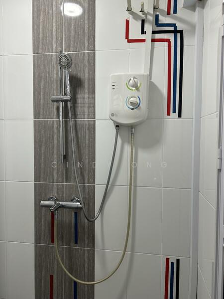 Instant water heater