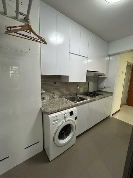 Kitchen - Upper and Lower cabinet