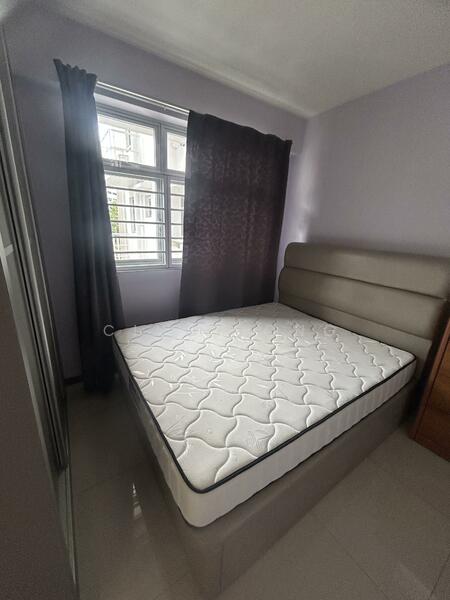 bed frame with Queen size bed