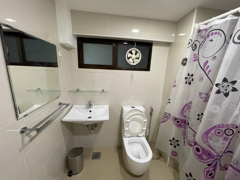 Keng Lee View, 108 Keng Lee Road, 2 Bedrooms, 900 sqft, Apartment For Rent, by Jacqueline Loh, 25574031 - Bathroom - PropertyGuru.com.sg