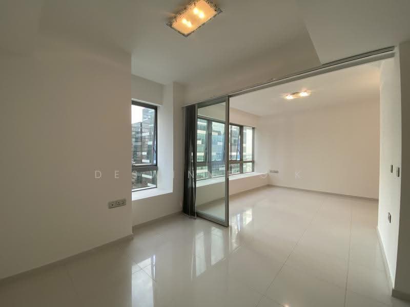 One Shenton, 1 Shenton Way, Boat Quay / Raffles Place / Marina, 1 Bedroom, 538 sqft, Condominium For Rent, by Deswinne G K, 25574342 - PropertyGuru.com.sg