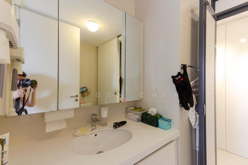 Sky Habitat, 7 Bishan Street 15, Ang Mo Kio / Bishan / Thomson, 2 Bedrooms, 710 sqft, Condominium For Rent, by Jayden Chen, 25574379 - Bathroom - PropertyGuru.com.sg