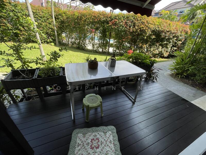 Alfresco Dining 