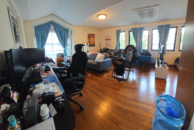 Huge Junior Master Room at Level 3