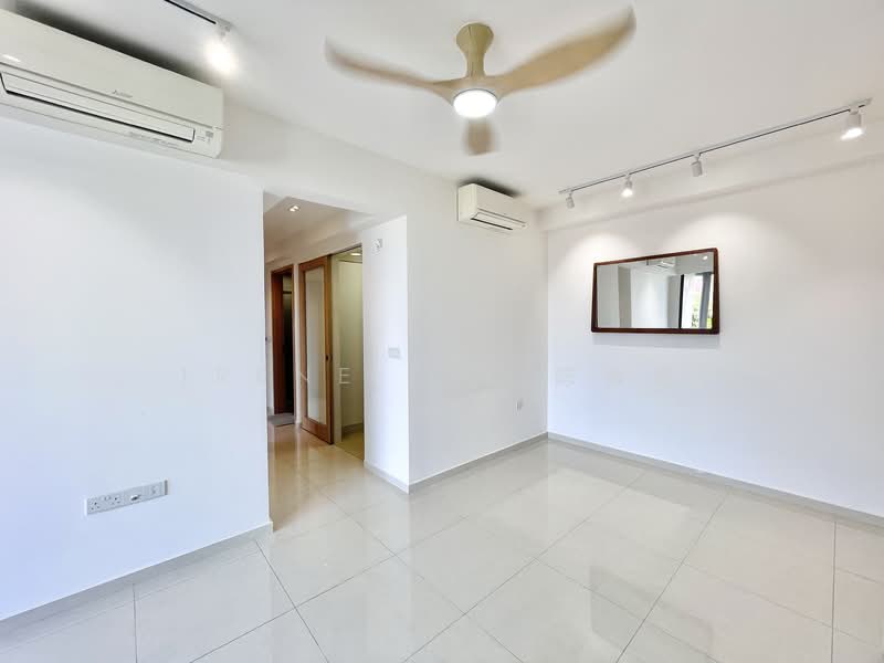 Hundred Palms Residences, 272 Yio Chu Kang Road, Hougang / Punggol / Sengkang, 3 Bedrooms, 883 sqft, Executive Condominium For Rent, by Irene TSL 陈秀玲, 25574698 - Living Room - PropertyGuru.com.sg
