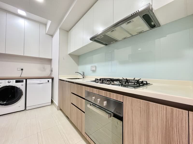 Hundred Palms Residences, 272 Yio Chu Kang Road, Hougang / Punggol / Sengkang, 3 Bedrooms, 883 sqft, Executive Condominium For Rent, by Irene TSL 陈秀玲, 25574698 - Kitchen - PropertyGuru.com.sg