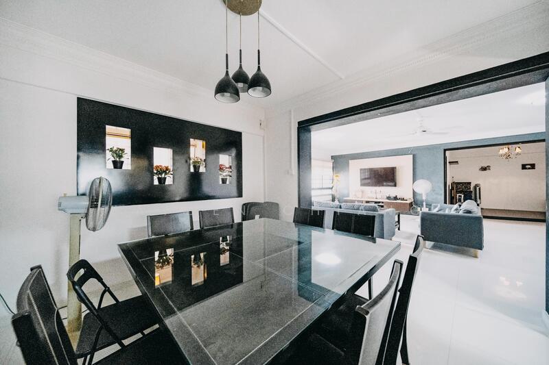 For Sale - 221 Pasir Ris Street 21