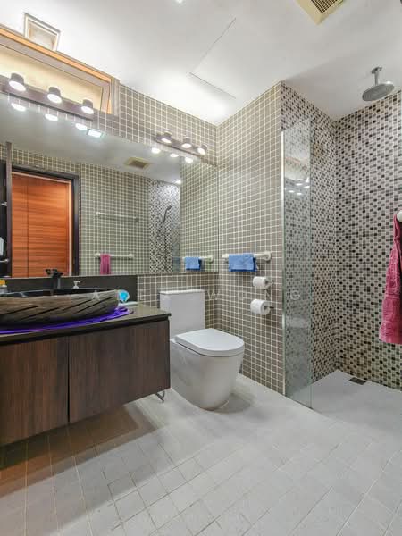 Forest Hills Condo, 31 Transit Road, 3 Bedrooms, 1,163 sqft, Condominium For Sale, by Alex Wong, 25575019 - Bathroom - PropertyGuru.com.sg