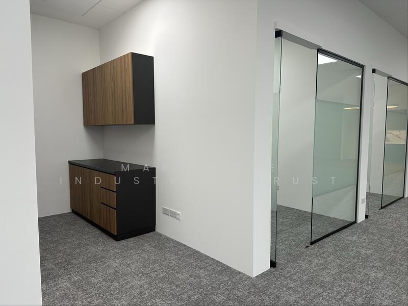 161 Kallang Way, 161 Kallang Way, 2,735 sqft, Factory / Workshop (B2) For Rent, by Toh Xinyi, 25575085 - back door cabinet - CommercialGuru.com.sg