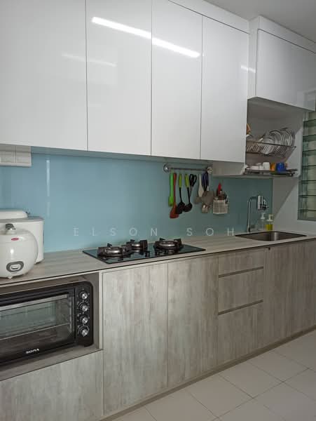 130B Lorong 1 Toa Payoh, 130B Lorong 1 Toa Payoh, Balestier / Toa Payoh, 2 Bedrooms, 700 sqft, HDB Flat For Rent, by ELSON SOH, 25575352 - Kitchen - PropertyGuru.com.sg