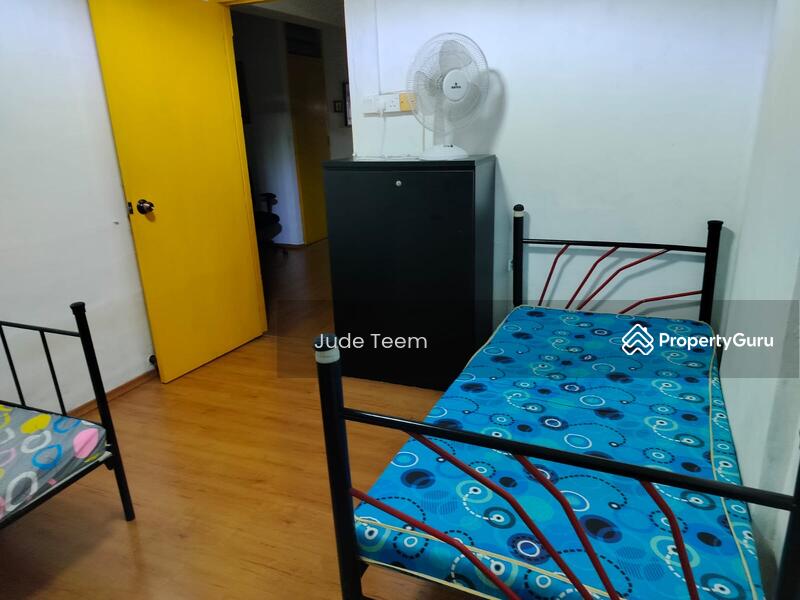 For Rent - 17 Hougang Avenue 3
