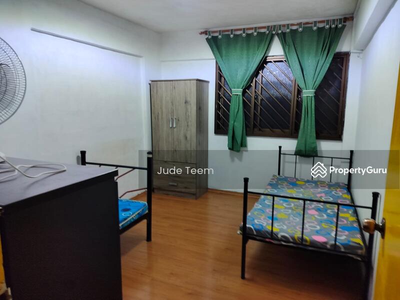 For Rent - 17 Hougang Avenue 3