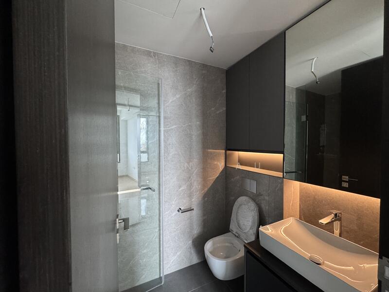 Irwell Hill Residences, 6 Irwell Hill, 2 Bedrooms, 657 sqft, Condominium For Rent, by Helen Yau, 25575577 - Bathroom - PropertyGuru.com.sg