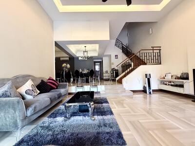 For Sale - *** NEW LIST!!! MODERN 3 STY TERR WITH UNBLOCK BACKYARD!