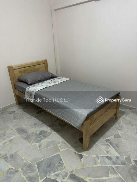 Blk 816