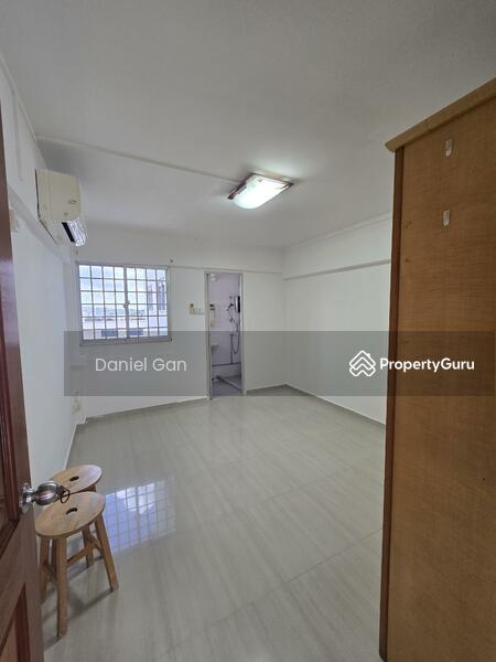 For Sale - 721 Yishun Street 71