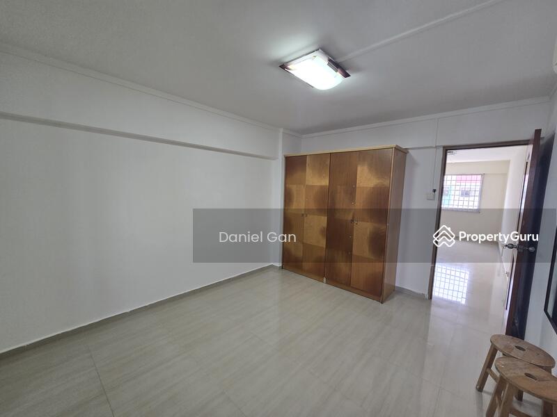 For Sale - 721 Yishun Street 71