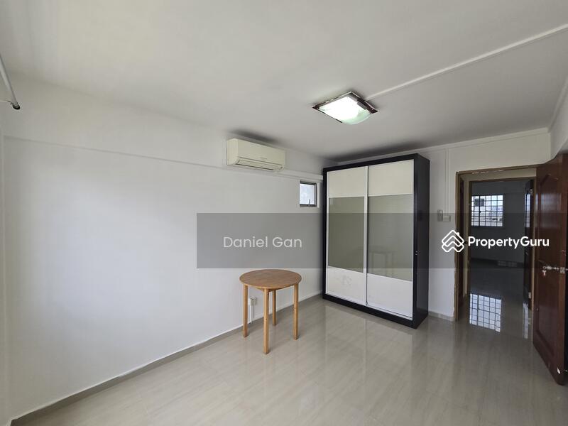 For Sale - 721 Yishun Street 71
