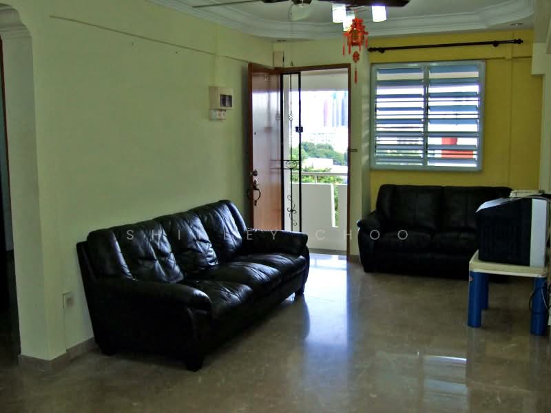 109 Ang Mo Kio Avenue 4, 109 Ang Mo Kio Avenue 4, 2 Bedrooms, 721 sqft, HDB Flat For Rent, by Shirley Choo, 2557667 - Living Room - PropertyGuru.com.sg