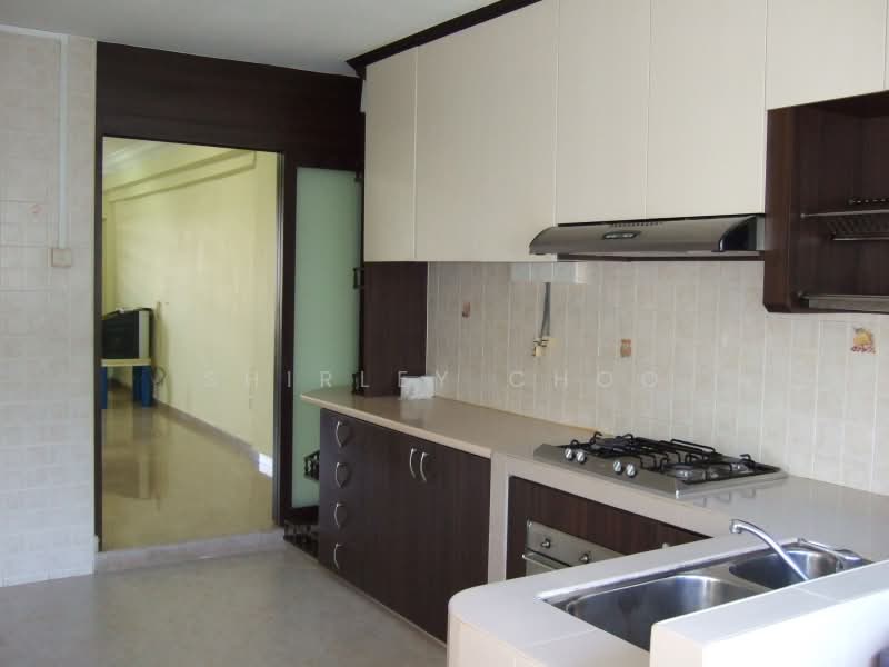 109 Ang Mo Kio Avenue 4, 109 Ang Mo Kio Avenue 4, 2 Bedrooms, 721 sqft, HDB Flat For Rent, by Shirley Choo, 2557667 - Kitchen View 2 - PropertyGuru.com.sg