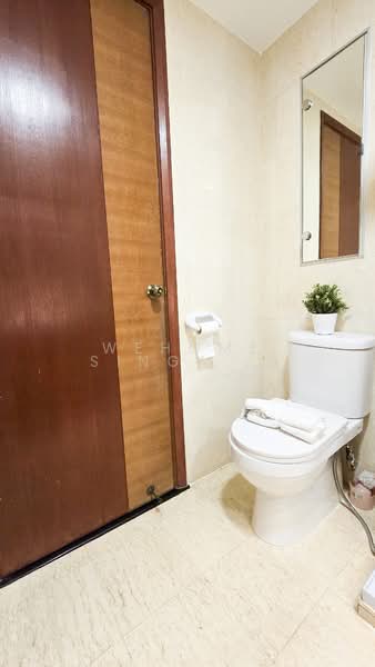 Compass Heights, 9 Sengkang Square, Room Rental, 300 sqft, Condominium For Rent, by Wehome Co-Living, 25576784 - Master Bathroom & Toilet - PropertyGuru.com.sg