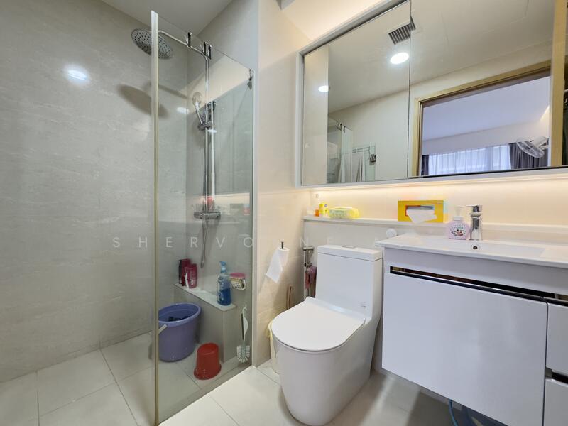 Twin Waterfalls Condominium For Sale at S$ 2,338,000 | PropertyGuru Singapore - Bathroom