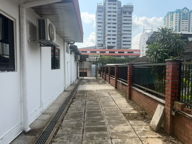 yuk tong avenue, , 4 Bedrooms, 2,718 sqft, Terraced House For Sale, by Ann Koh, 25577150 - Exterior - PropertyGuru.com.sg