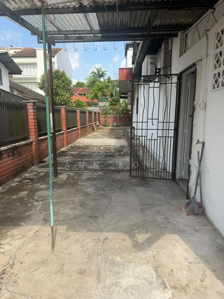 yuk tong avenue, , 4 Bedrooms, 2,718 sqft, Terraced House For Sale, by Ann Koh, 25577150 - Exterior - PropertyGuru.com.sg