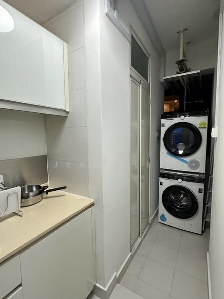 The Centris, 81 Jurong West Central 3, Room Rental, 170 sqft, Apartment For Rent, by Jeron Lee, 25577197 - PropertyGuru.com.sg