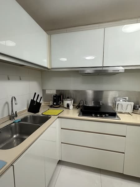 The Centris, 81 Jurong West Central 3, Room Rental, 170 sqft, Apartment For Rent, by Jeron Lee, 25577197 - PropertyGuru.com.sg