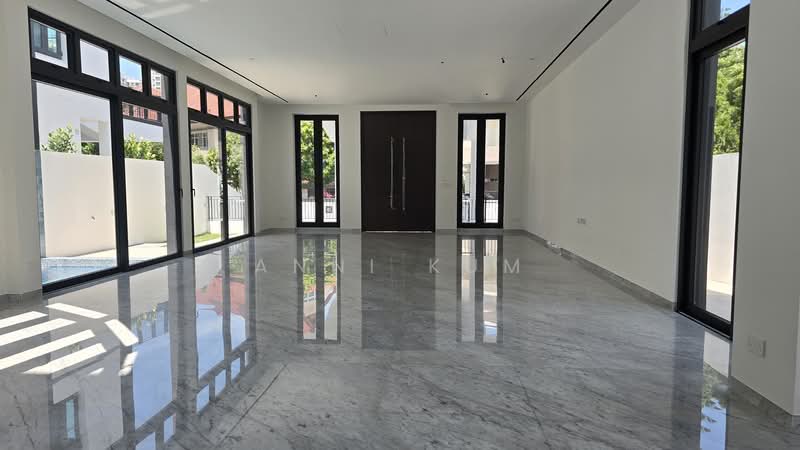 New luxury bungalow with lift and gorgeous pool Broadrick vicinity, Broadrick Road, 6 Bedrooms, 9,256 sqft, Detached House For Rent, by Anni Kum 甘岸霓, 25577332 - Living Room - PropertyGuru.com.sg