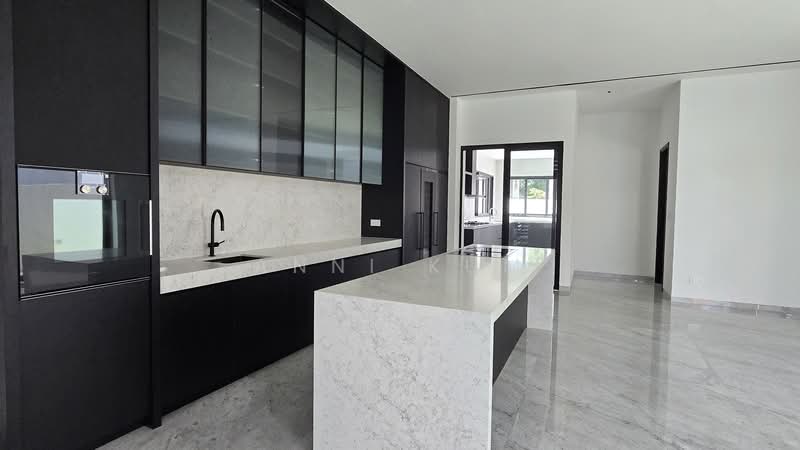 New luxury bungalow with lift and gorgeous pool Broadrick vicinity, Broadrick Road, 6 Bedrooms, 9,256 sqft, Detached House For Rent, by Anni Kum 甘岸霓, 25577332 - Kitchen - PropertyGuru.com.sg
