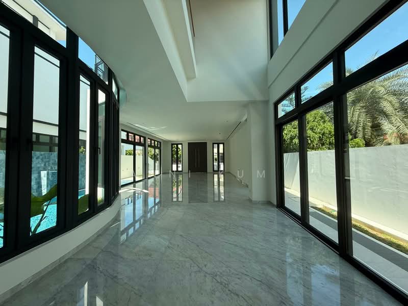 New luxury bungalow with lift and gorgeous pool Broadrick vicinity, Broadrick Road, 6 Bedrooms, 9,256 sqft, Detached House For Rent, by Anni Kum 甘岸霓, 25577332 - Living Room - PropertyGuru.com.sg