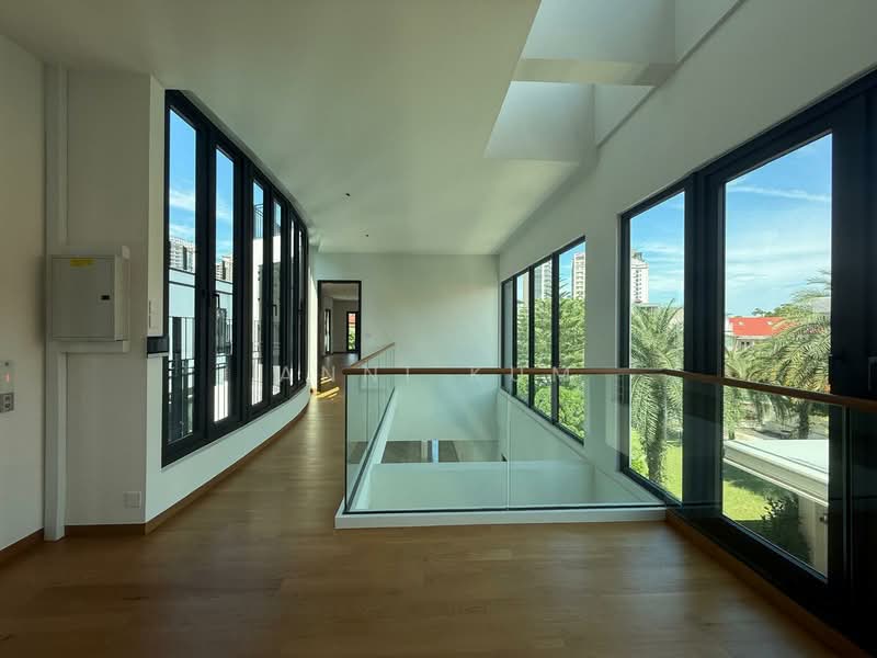 New luxury bungalow with lift and gorgeous pool Broadrick vicinity, Broadrick Road, 6 Bedrooms, 9,256 sqft, Detached House For Rent, by Anni Kum 甘岸霓, 25577332 - Corridor - PropertyGuru.com.sg