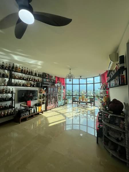 Parc Oasis, 39 Jurong East Avenue 1, Room Rental, 150 sqft, Condominium For Rent, by Jasper Chan, 25577364 - Living Room - PropertyGuru.com.sg