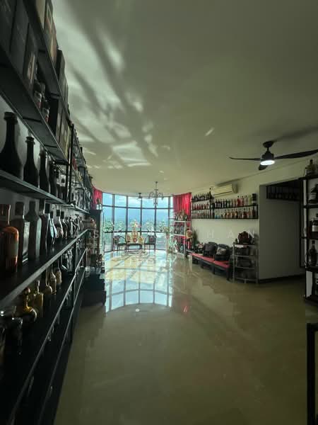 Parc Oasis, 39 Jurong East Avenue 1, Room Rental, 150 sqft, Condominium For Rent, by Jasper Chan, 25577364 - Living Room - PropertyGuru.com.sg