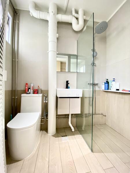 Common Bedrooms near Simei MRT, , Room Rental, 160 sqft, HDB Flat For Rent, by Eric Chan 陳鴻運, 25577485 - Bathroom - PropertyGuru.com.sg