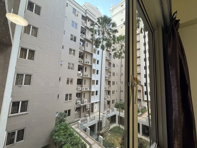 Castle Green, 481 Yio Chu Kang Road, Room Rental, 200 sqft, Condominium For Rent, by Chew Lih Yuan, 25577601 - PropertyGuru.com.sg