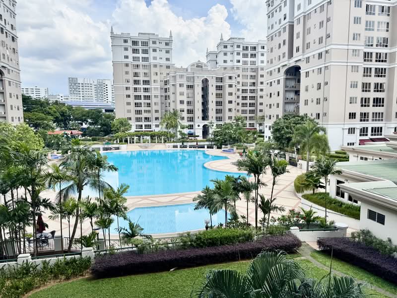 Castle Green, 481 Yio Chu Kang Road, Room Rental, 200 sqft, Condominium For Rent, by Chew Lih Yuan, 25577601 - PropertyGuru.com.sg