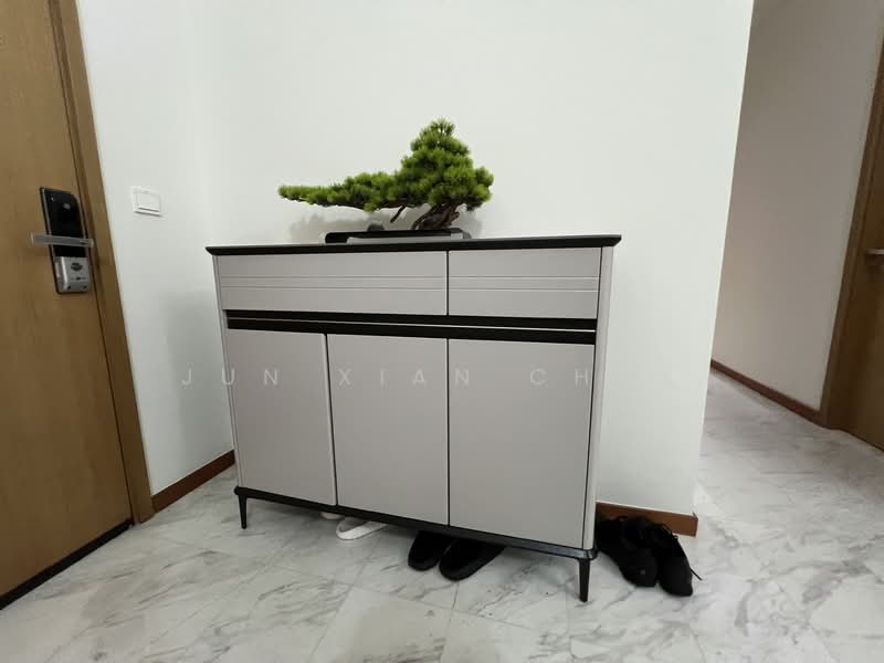 The Tennery, 5A Woodlands Road, 2 Bedrooms, 872 sqft, Condominium For Rent, by Jun Xian Chua, 25578247 - Entrance - PropertyGuru.com.sg