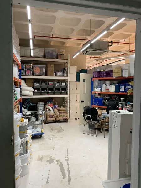 Hillview Building, 48 Hillview Terrace, 2,034 sqft, Light Industrial (B1) For Sale, by Eunice Tan, 25578293 - CommercialGuru.com.sg