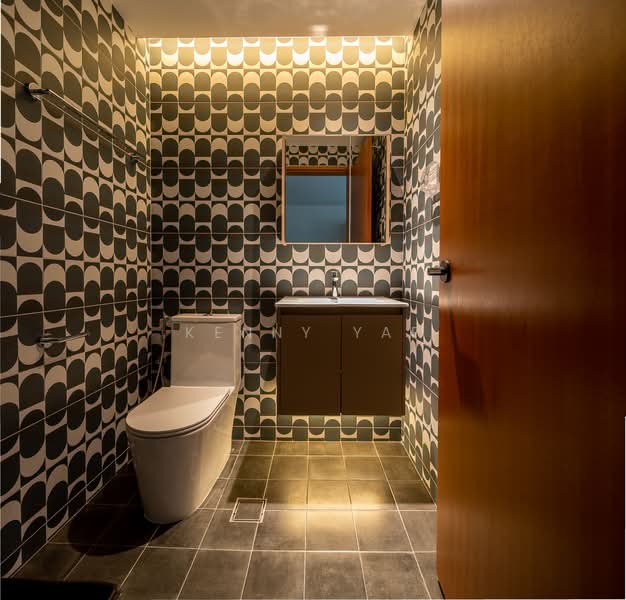 Apartment Nico @ Lorong 6 Geylang, , 1 Bedroom, 320 sqft, Apartment For Rent, by Kenny Yap, 25578555 - Bathroom - PropertyGuru.com.sg