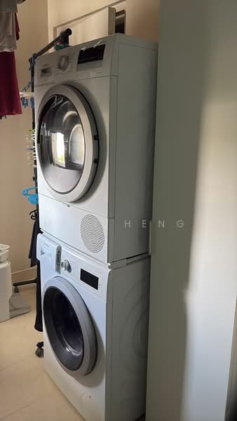 Whitewater, 25 Pasir Ris Street 72, Room Rental, 1,195 sqft, Executive Condominium For Rent, by Mike Heng, 25578617 - Laundry Area - PropertyGuru.com.sg