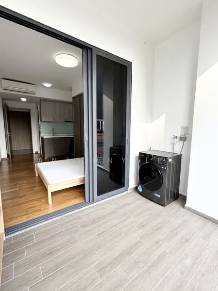 Uptown @ Farrer, 2 Perumal Road Singapore, 1 Bedroom, 330 sqft, Condominium For Rent, by Anthony Lee, 25579795 - Balcony - PropertyGuru.com.sg