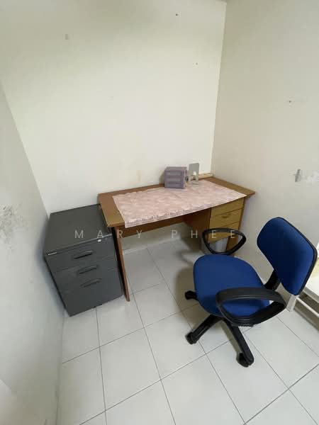 729 Clementi West Street 2, 729 Clementi West Street 2, Room Rental, 100 sqft, HDB Flat For Rent, by Mary Phee, 25579834 - PropertyGuru.com.sg