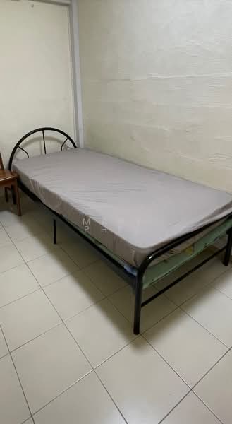 729 Clementi West Street 2, 729 Clementi West Street 2, Room Rental, 100 sqft, HDB Flat For Rent, by Mary Phee, 25579834 - PropertyGuru.com.sg