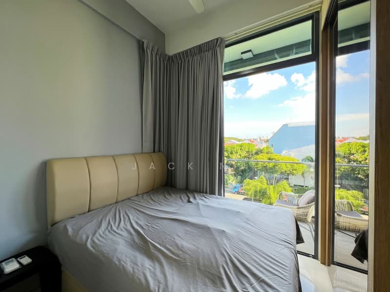 For Rent - Flora View