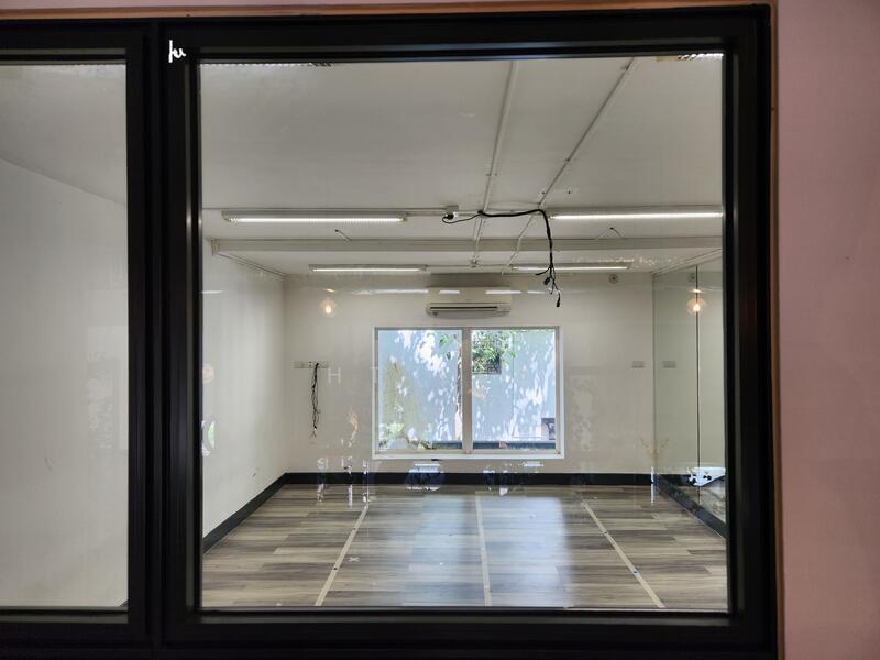 River Valley Entire Ground Flr Unit Visible fr Main Rd Private Alfresco Space, Suits PreSchool Indoor Fitness Sports ShowRoom, 15,000 sqft, Other Retail For Rent, by HT Lee, 25580162 - Interior - CommercialGuru.com.sg