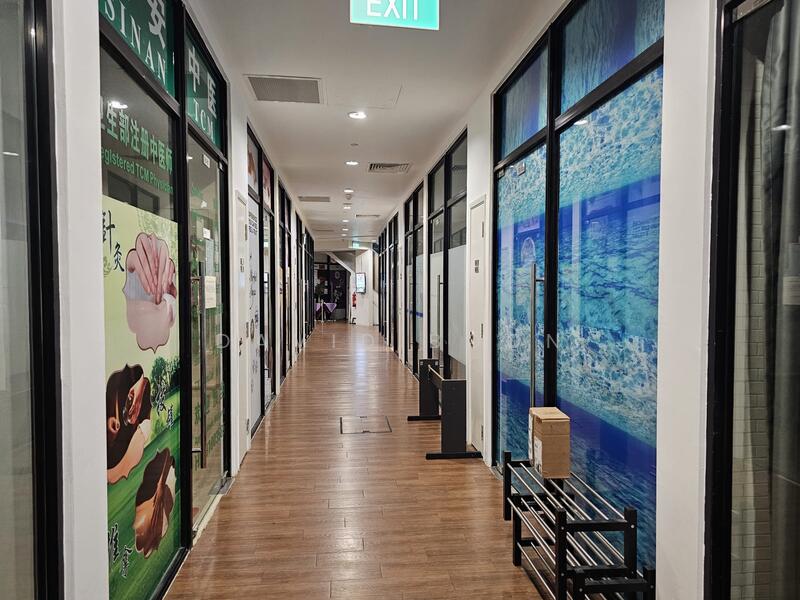 Viva Vista, 3 South Buona Vista Road, 179 sqft, Mall Shop For Rent, by David Boon, 25580171 - Corridor - CommercialGuru.com.sg