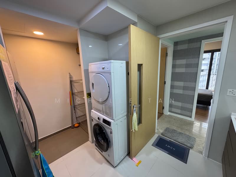 The Lakefront Residences, 46 Lakeside Drive, 3 Bedrooms, 1,002 sqft, Condominium For Rent, by Michelle Tan, 25580250 - PropertyGuru.com.sg